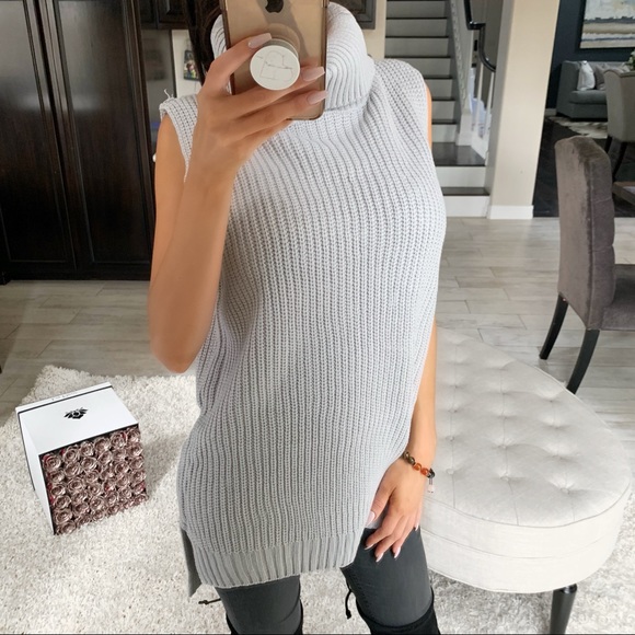 mysisterskloset Tops - DYNA ▫️in Ice